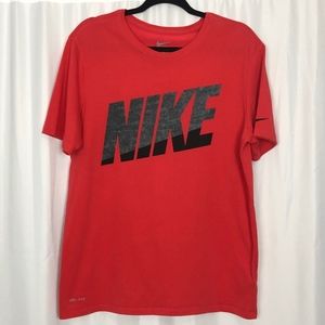 Nike Dri-Fit Athletic Cut Tee E445